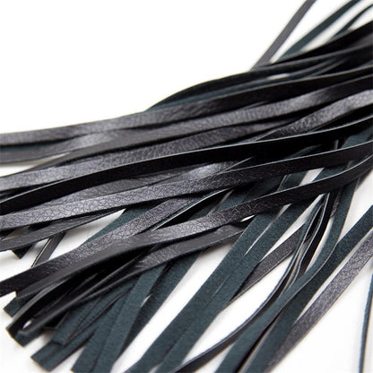 Flogger Patron de Diamante y Mango de Metal 39 cm Negro